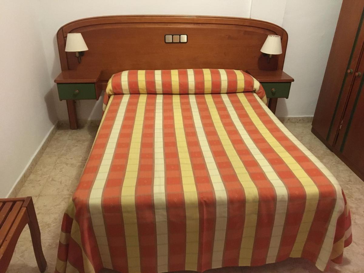 Gran Hostal Asador De Soto Soto del Real Bagian luar foto