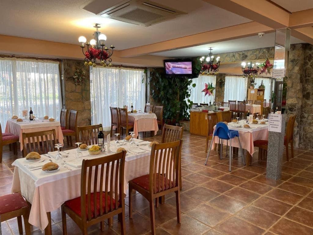 Gran Hostal Asador De Soto Soto del Real Bagian luar foto