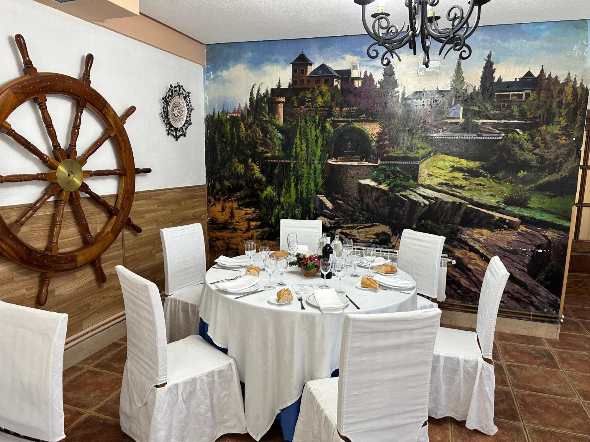 Gran Hostal Asador De Soto Soto del Real Bagian luar foto