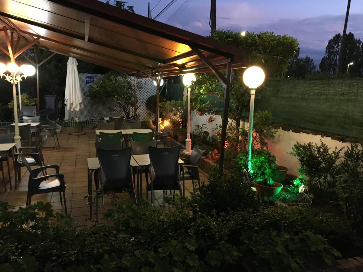 Gran Hostal Asador De Soto Soto del Real Bagian luar foto