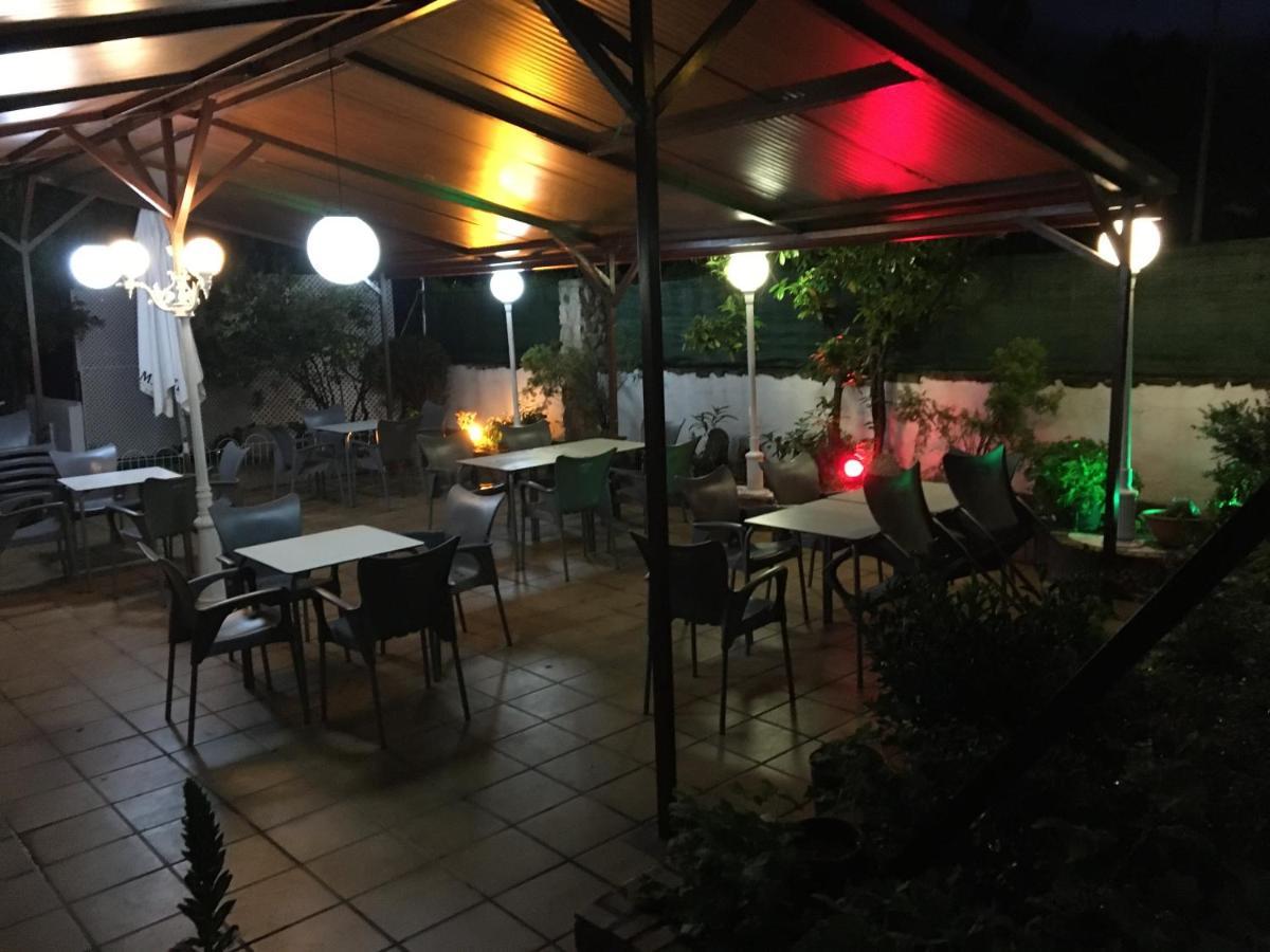 Gran Hostal Asador De Soto Soto del Real Bagian luar foto